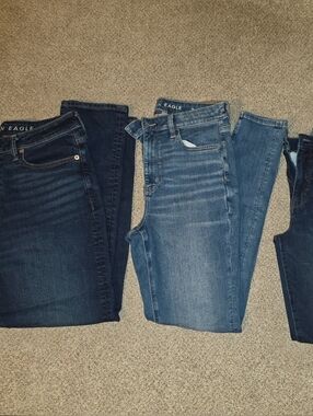American Eagle Outfitters Women JEAN - Dark and Medium Blue Washes SIZE 10